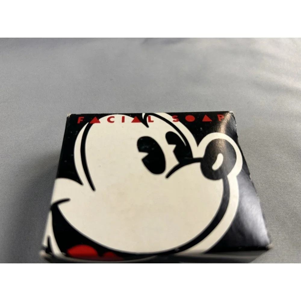 Vintage‎ Walt Disney Resorts Mickey Mouse Soap / memorabilia face/hand